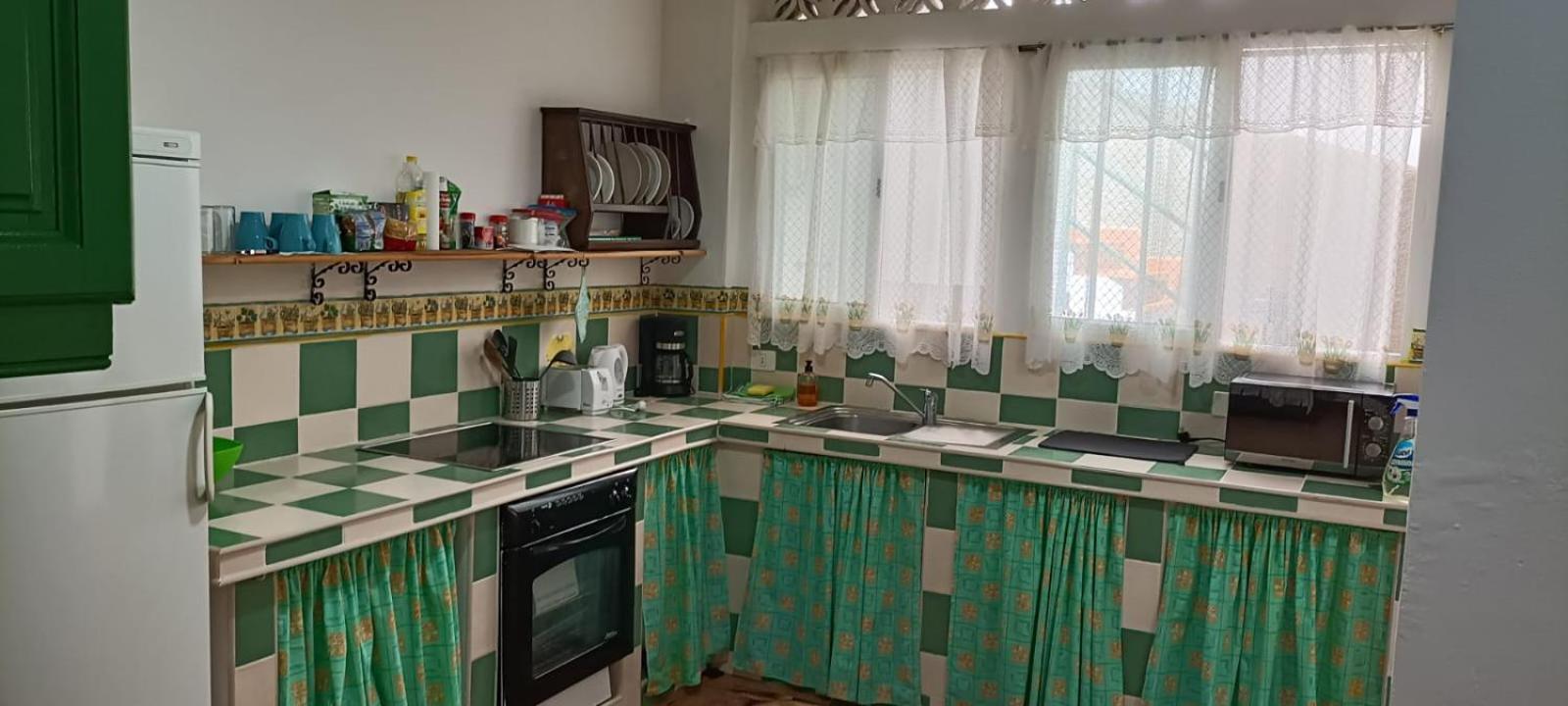 Habitacion En Un Bajo 2 Camas Individual Casa Compartida Abades  Exteriér fotografie